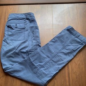 Women’s ll bean blue cotton cargo pants Size 8